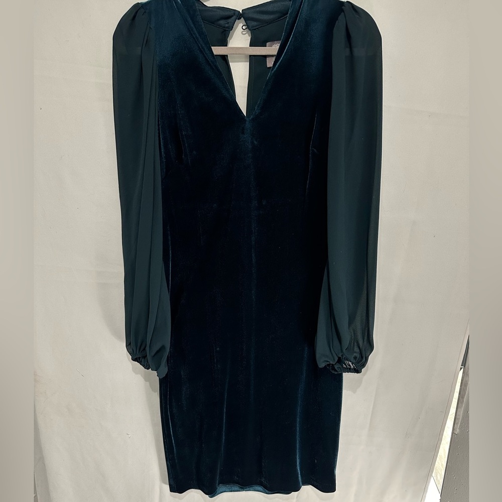 Vince Camuto, green velvet dress